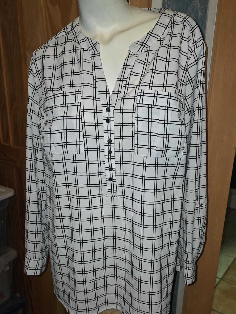 Notations White and Blue Windowpane Button-Front Blouse